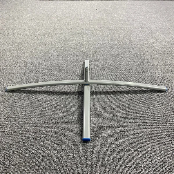 Økonomisk sammenleggbar kryssbase